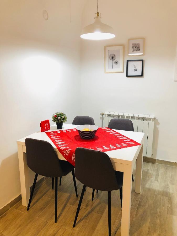 Apartman Tina Νόβι Σαντ Εξωτερικό φωτογραφία